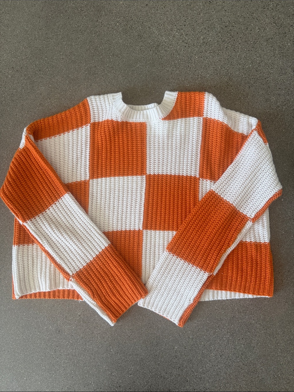 moon & madison Orange and White Checker Knit Crew Sweater